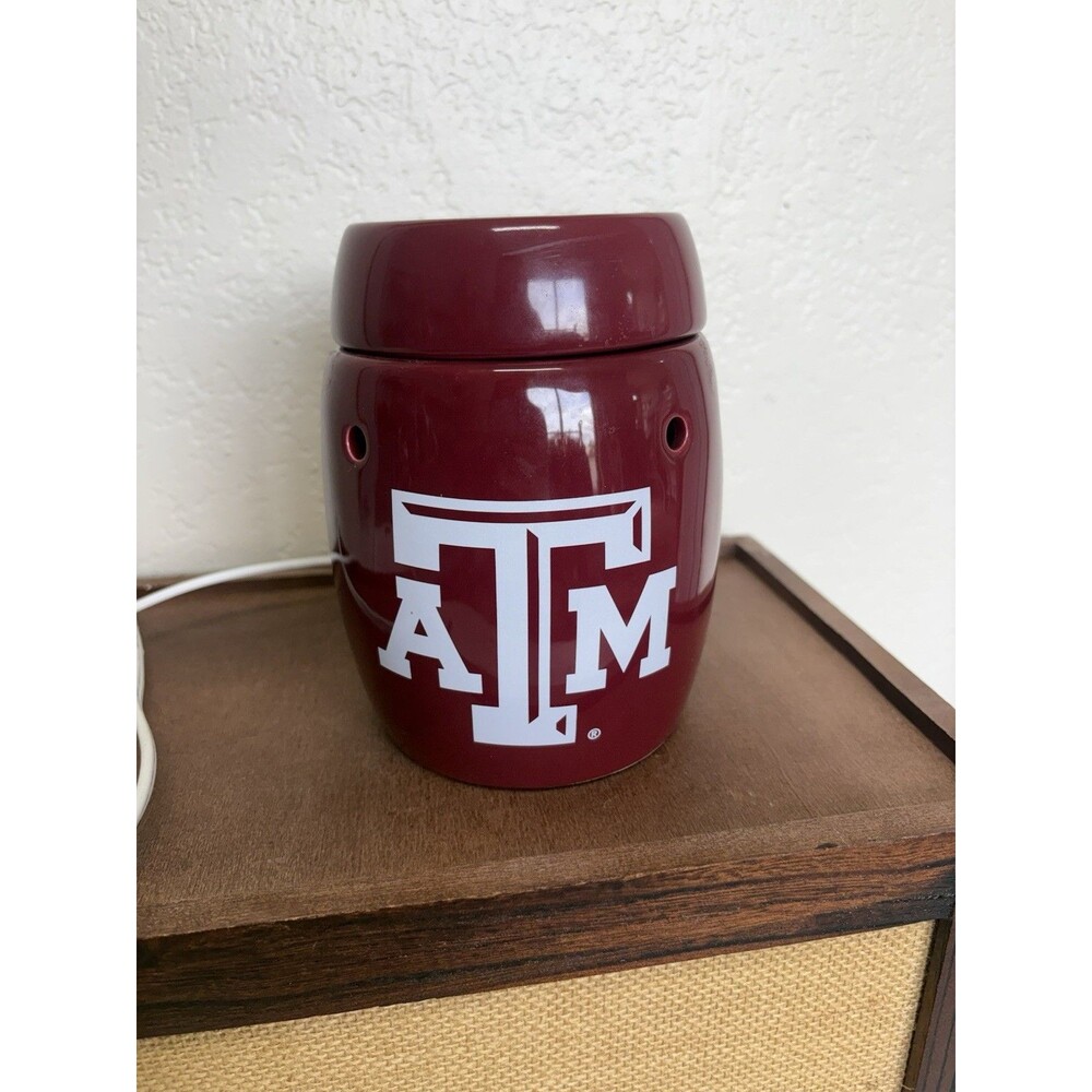 Scentsy Texas A&M Electric Ceramic Wax Warmer Maroon Wall Plug-In Aromatherapy
